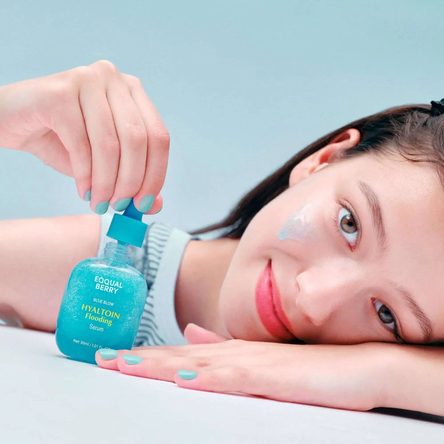 EQQUALBERYY Hyaltoin Flooding Serum